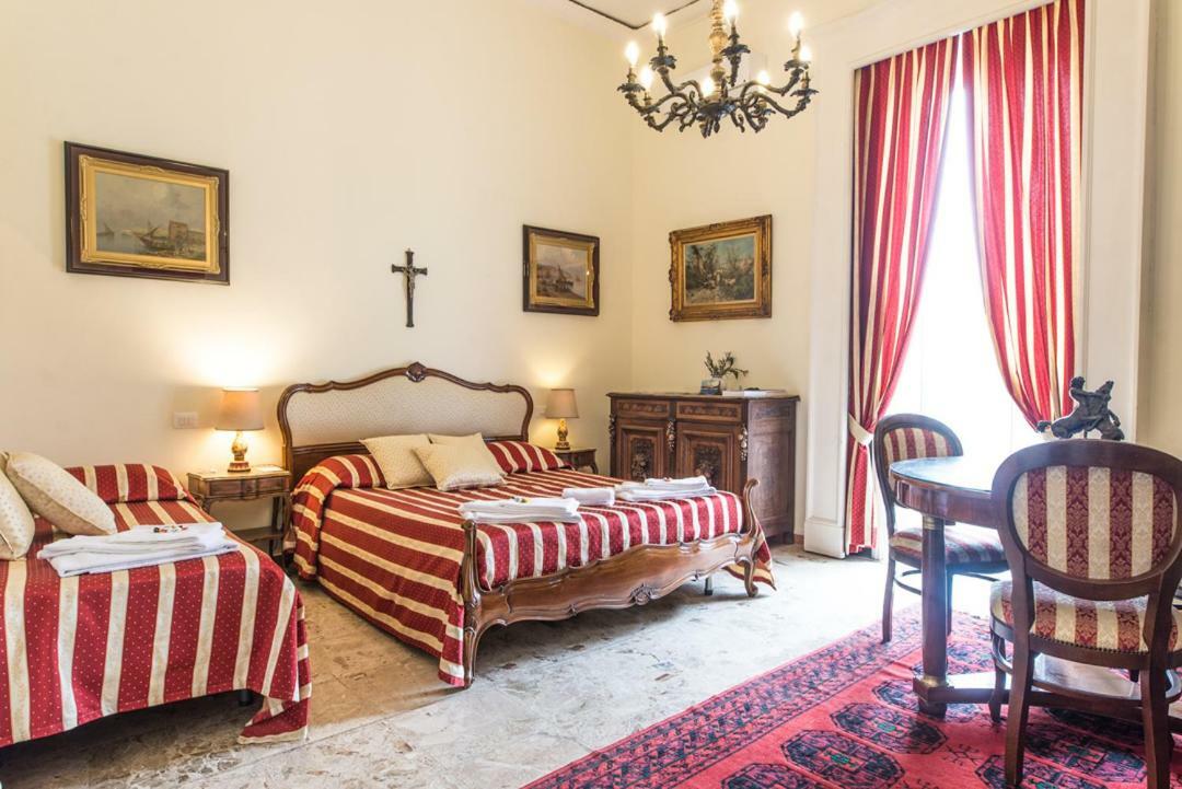 B&B Graziani Relais Naples Luaran gambar